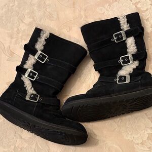UGG Black Winter Boots with Fur Trim and Buckles